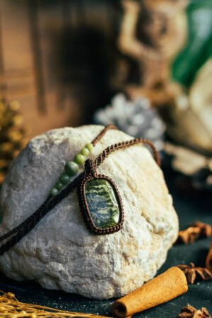 Collier double Vésuvianite et perles de Jade verte